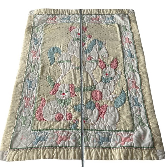 Vintage Nursery Baby Quilt Featuring Bear Cat Dog And Rabbit Rocking Horse Trim - Picture 3 of 16